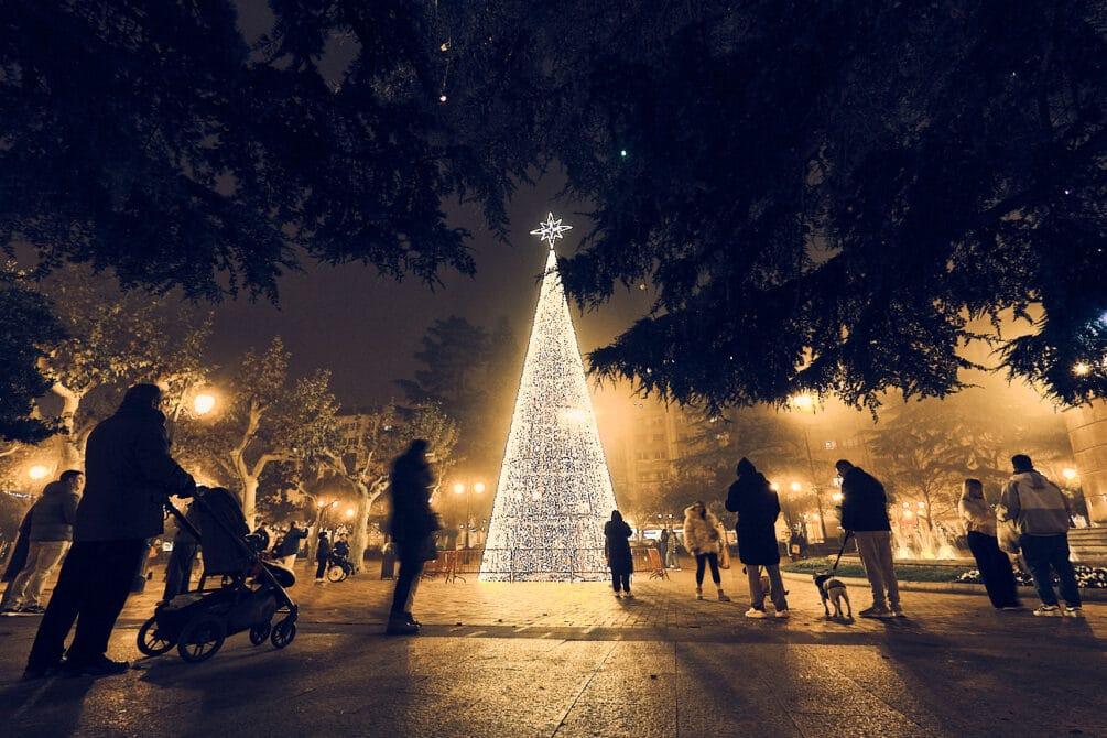 Fotografia De Un Arbol De Navidad En Logroño