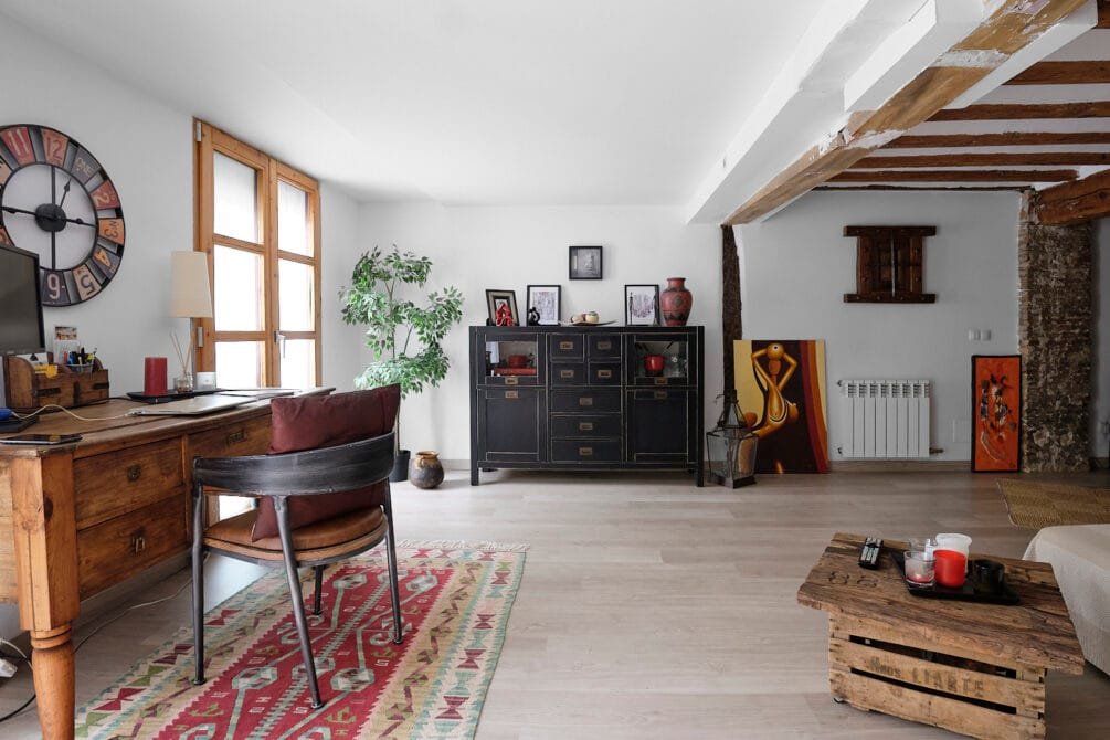 Escritorio En El Salón Ideal Para Trabajar