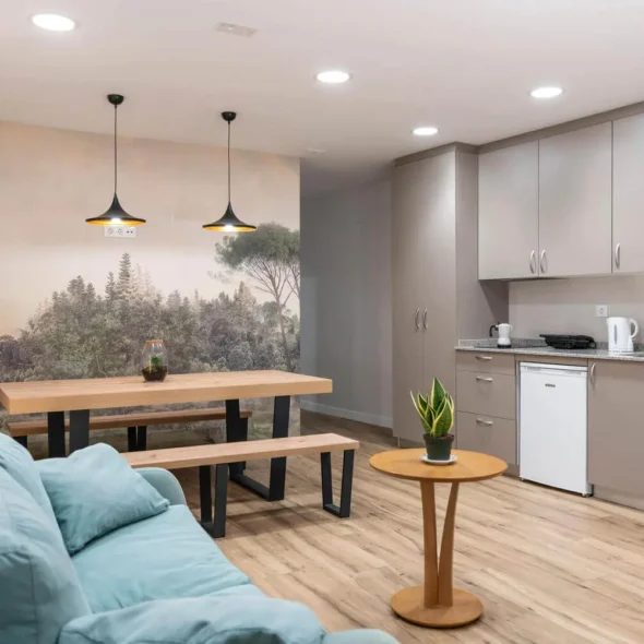 Salón Común De Albergue San Nicolás En Logroño