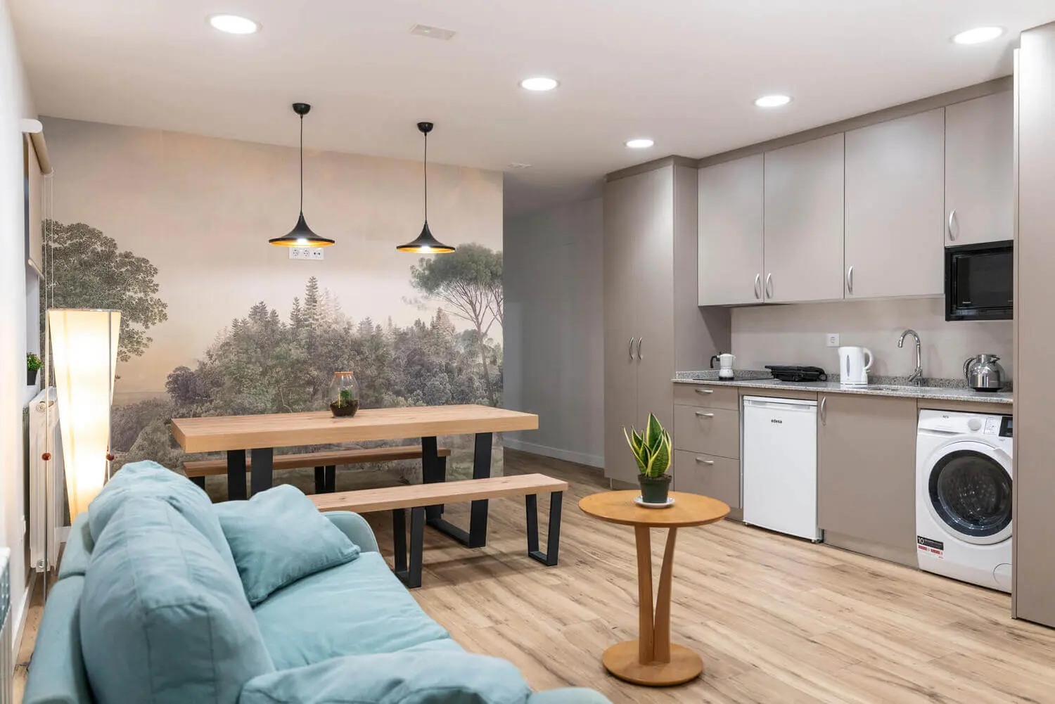 Salón común de Albergue San Nicolás en Logroño