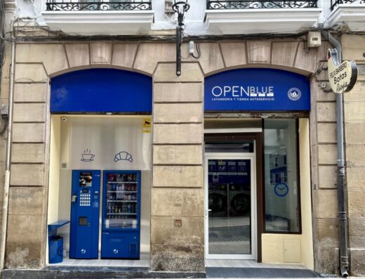 Lavandería Openblue Sagasta - Autoservicio En El Centro De Logroño Fachada De Lavandería Openblue En La Calle Sagasta 8 De Logroño, Autoservicio Con Lavadoras Y Máquinas Expendedoras